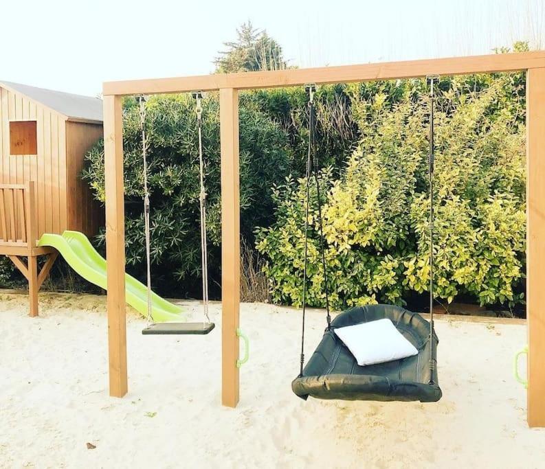 Maison De Vacances Contemporaine Avec Piscine Villa เวอแด็น ภายนอก รูปภาพ